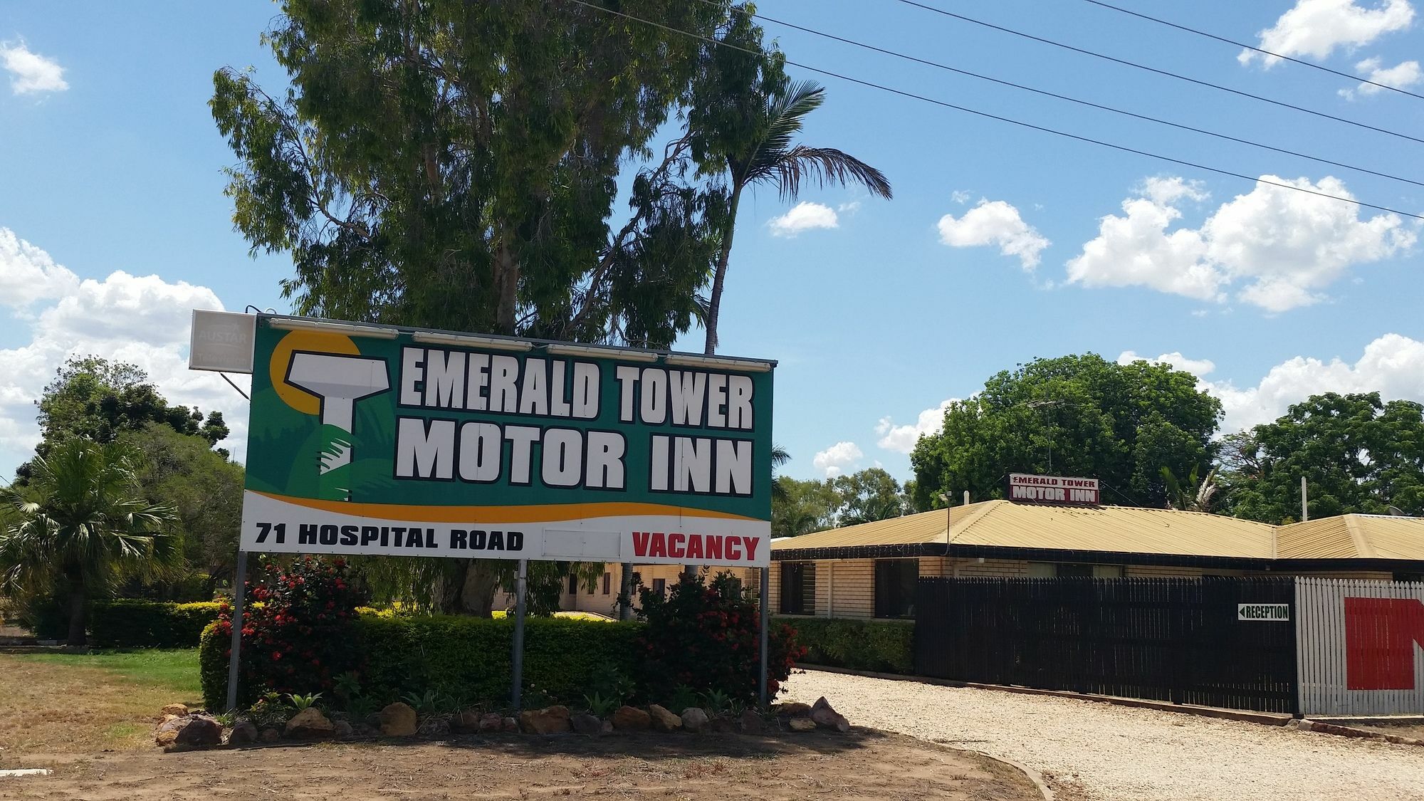 Emerald Tower Motor Inn Luaran gambar